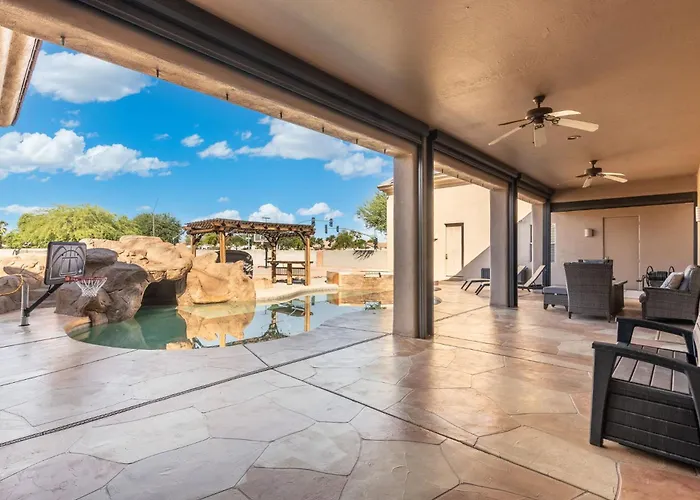 Mystic Desert • • Pool & *